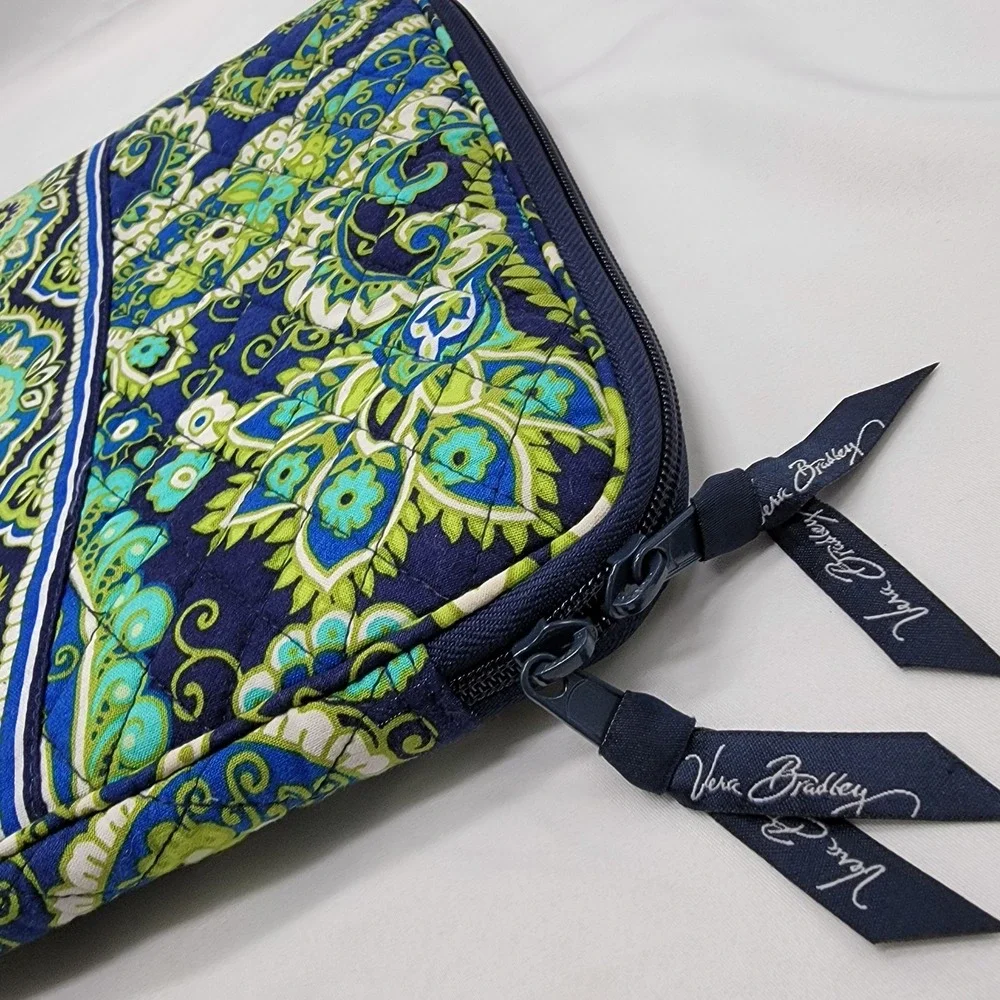 Vera Bradley 14